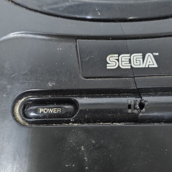 Sega Genesis For Parts/Repair - Picture 2 of 5